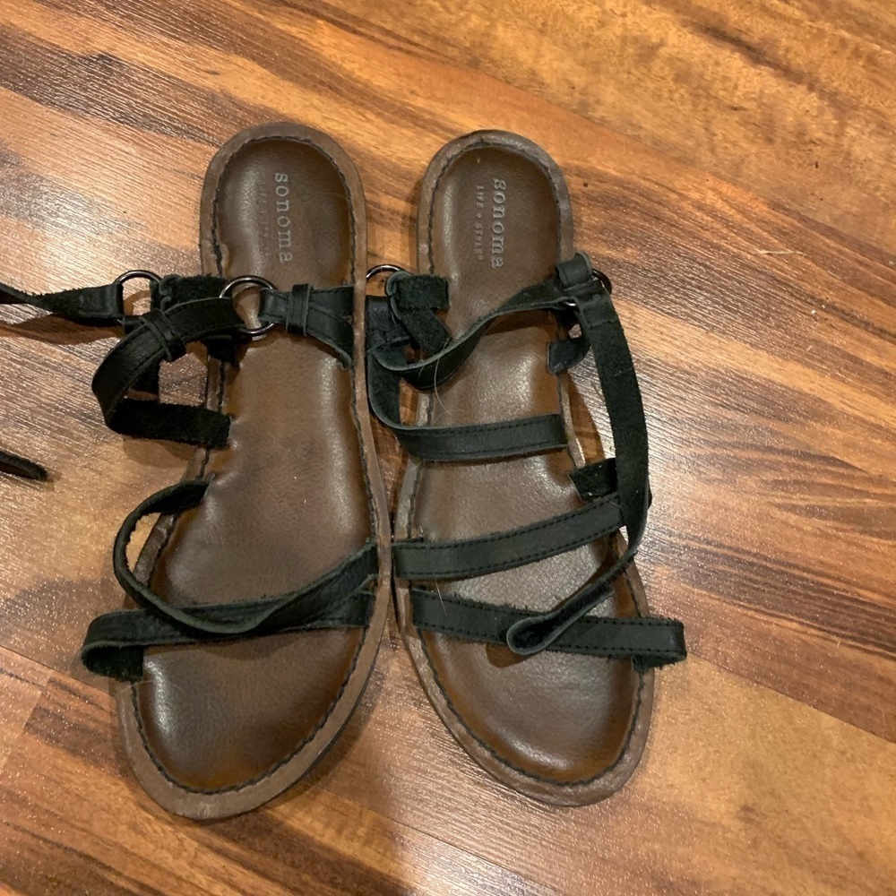 Women’s Sandals